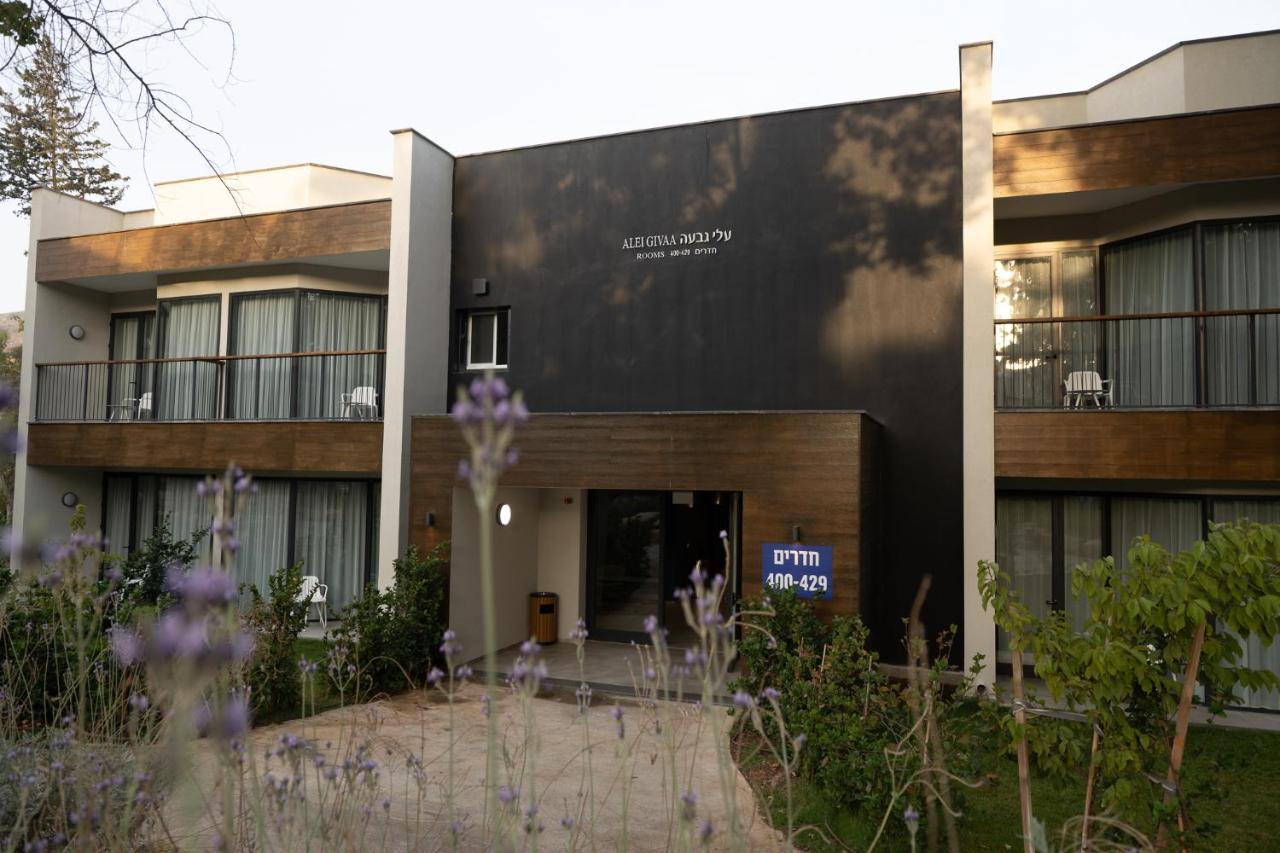 Kfar Giladi Hotel Екстериор снимка