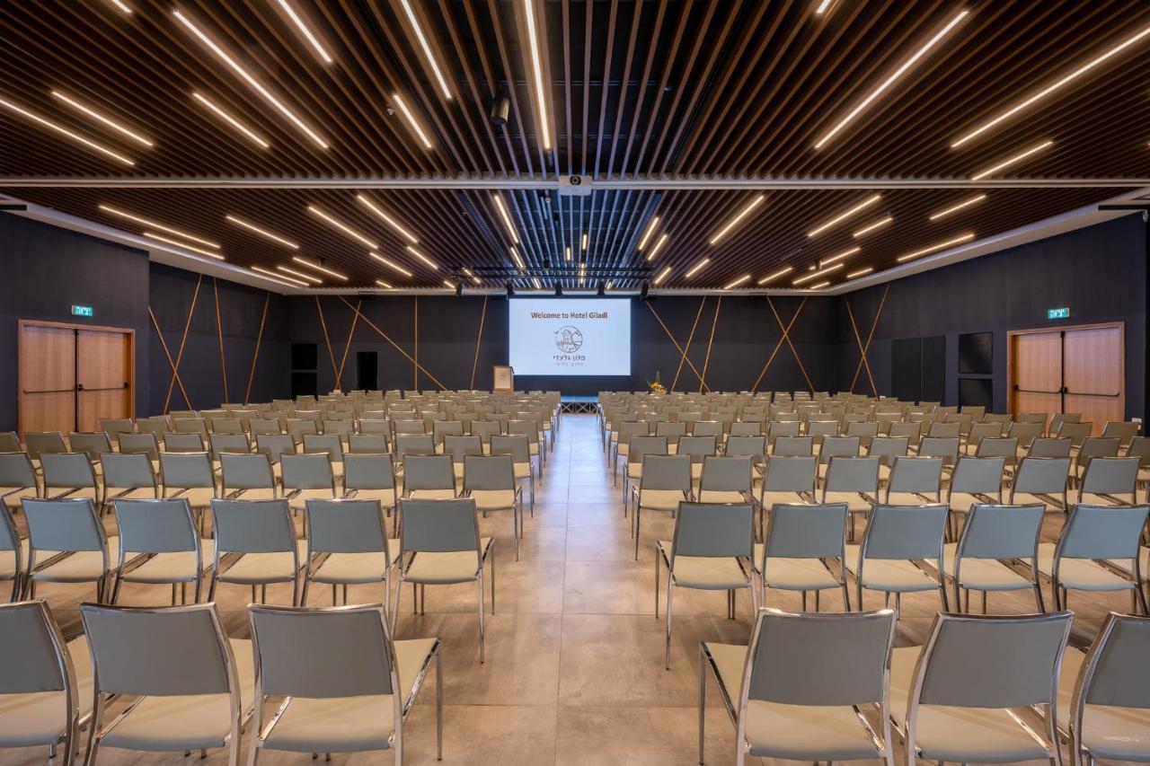 Kfar Giladi Hotel Екстериор снимка