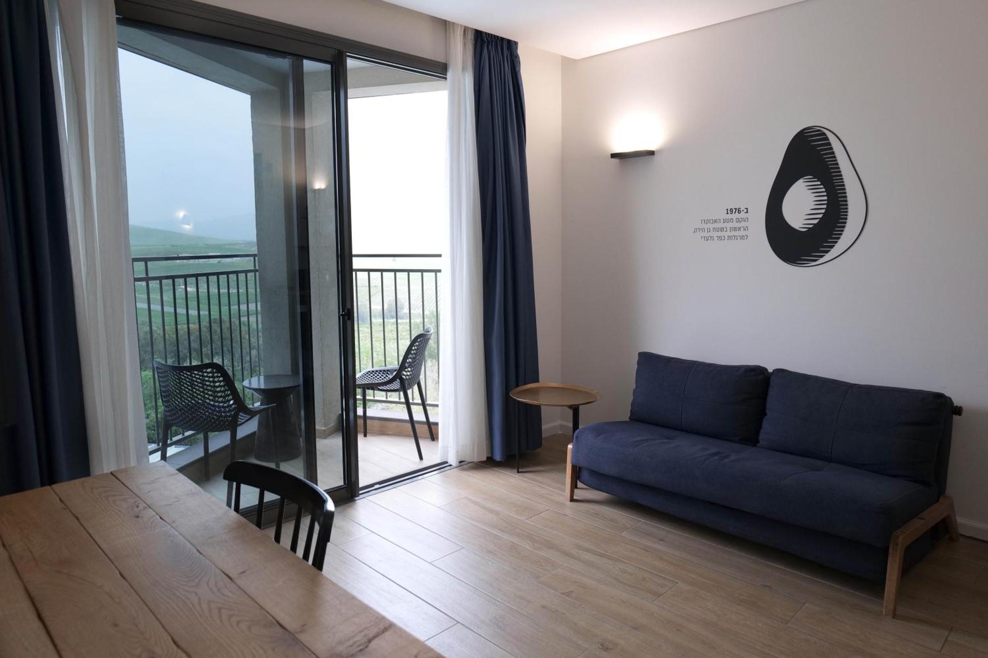 Kfar Giladi Hotel Екстериор снимка
